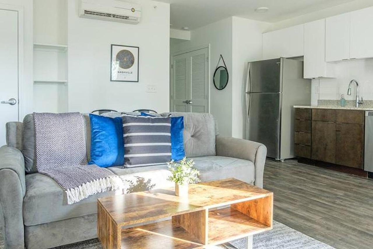 Frontdesk Fairfax Flats West End Nashville Bilik gambar